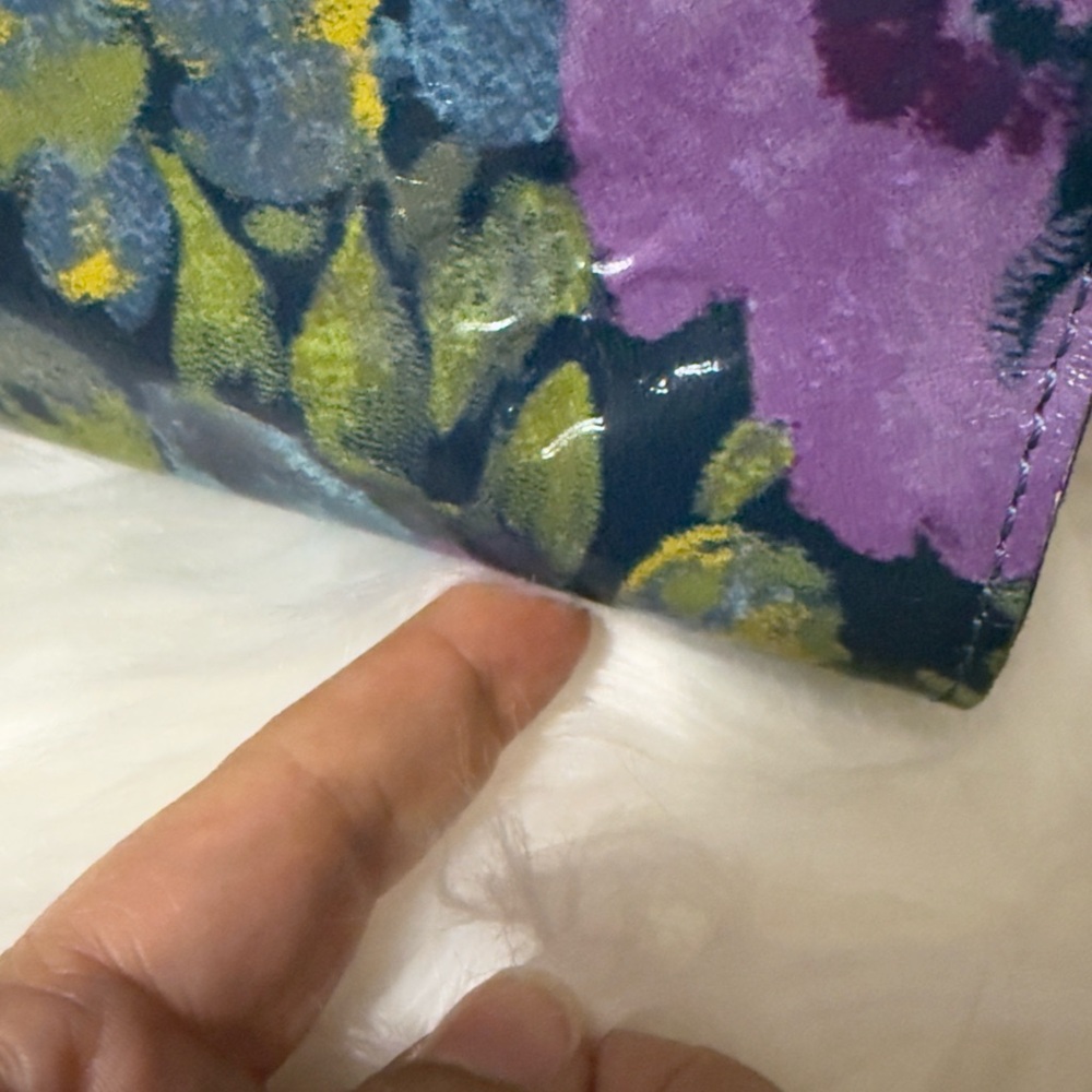 Patricia Nash Purple and Blue Floral Bag - Picture 13 of 16